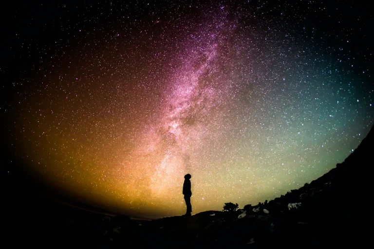 greg-rakozy-VUCA-unsplash