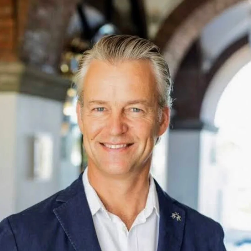 Mark Bayly-1