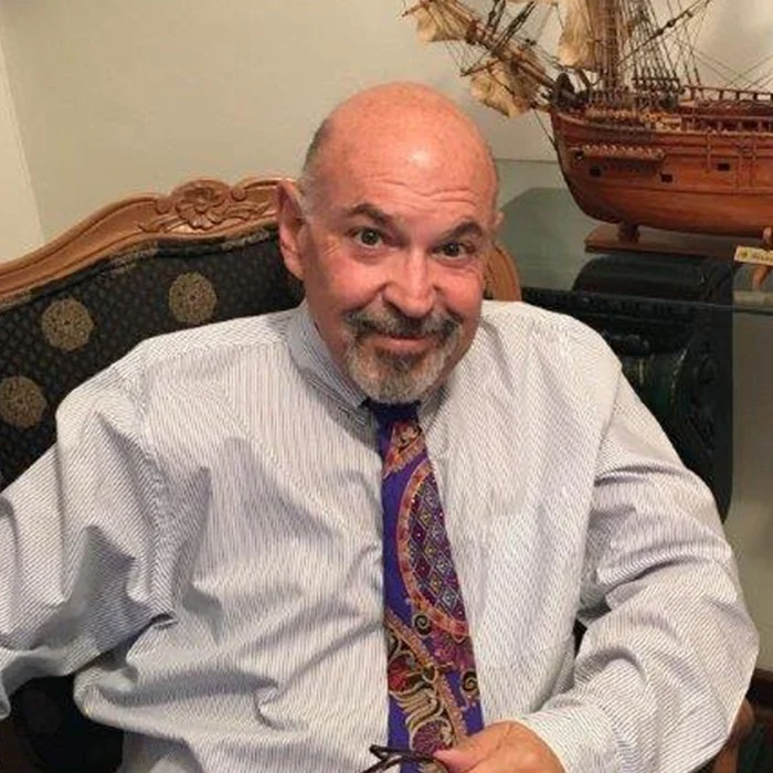 Aki Kalliatakis-700x700-1