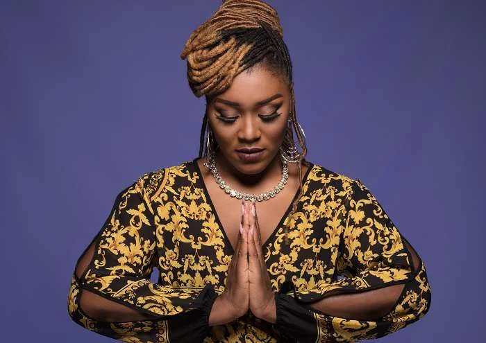 Lady-Zamar-e