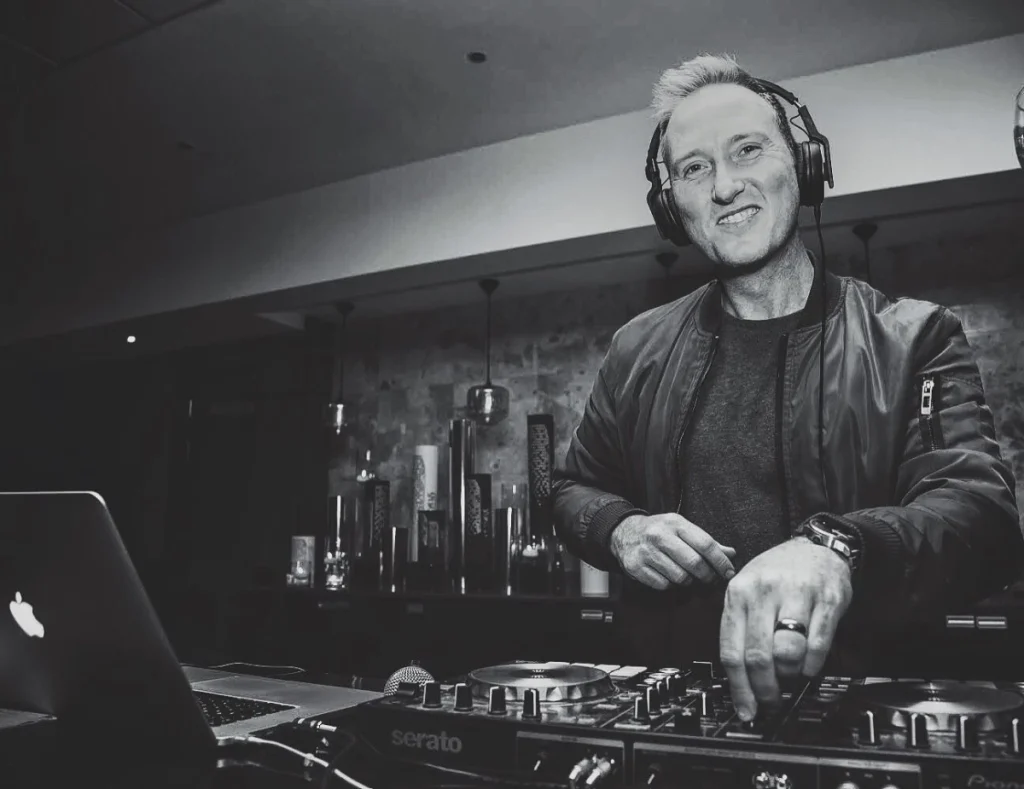 Dj James