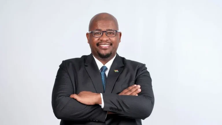 Unathi Mahaluba